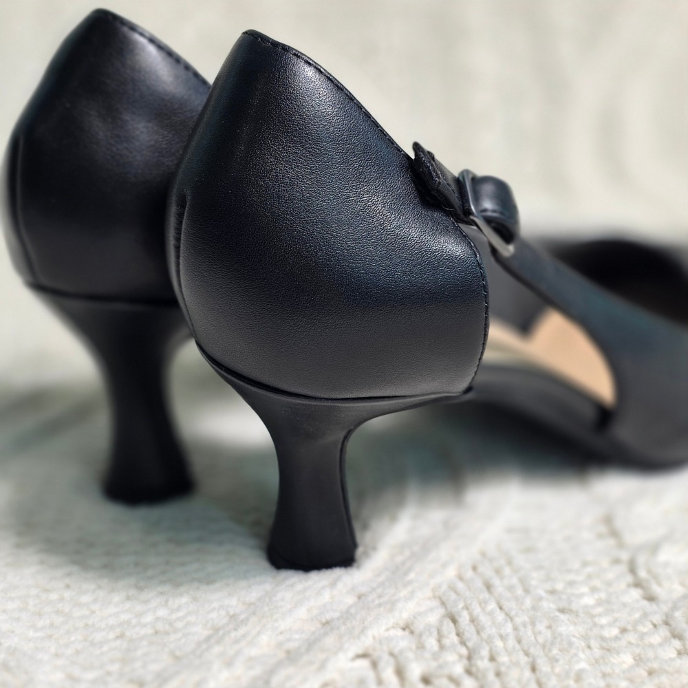 Clarks Kitten Heel Black Leather Pointed Toe Open Side Pump Womens 8 Excellent - Picture 6 of 10